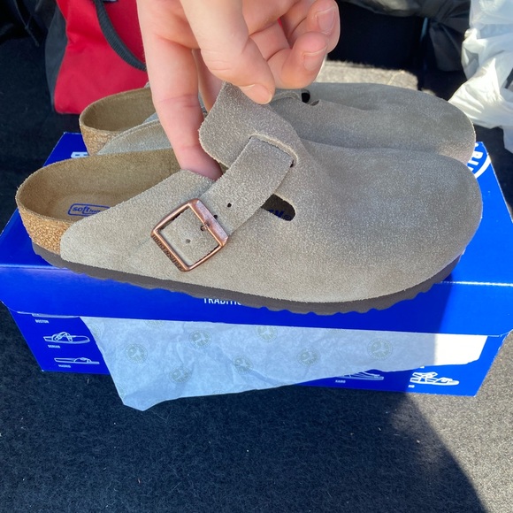 Birkenstock Shoes - NEW Birkenstock Boston taupe suede SIZE 37